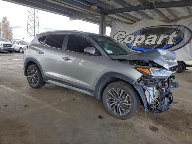 Hyundai TUCSON Limited Image 2