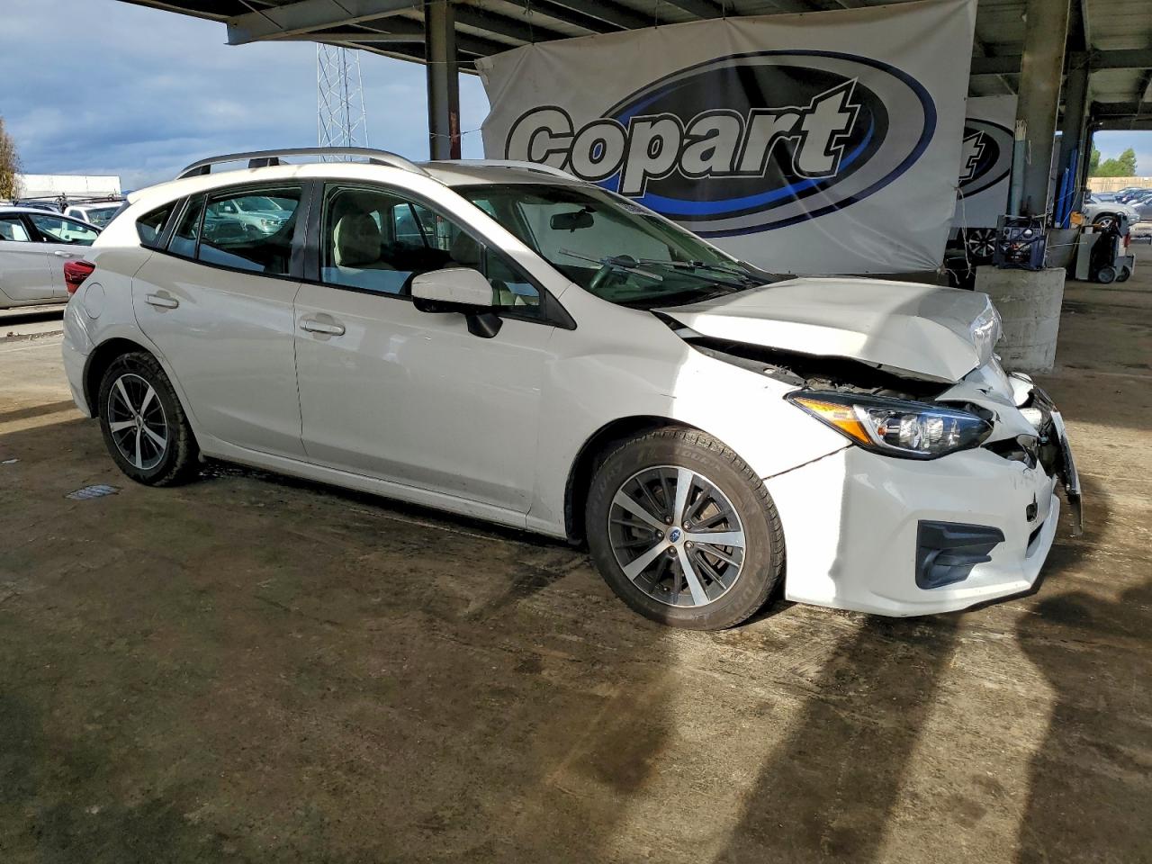 Subaru Impreza Premium Image 2