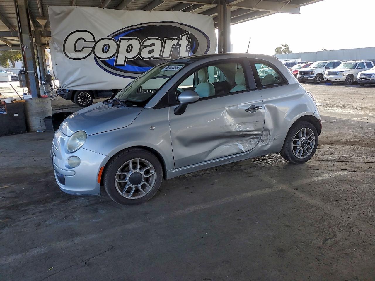 FIAT 500 Pop Image 1