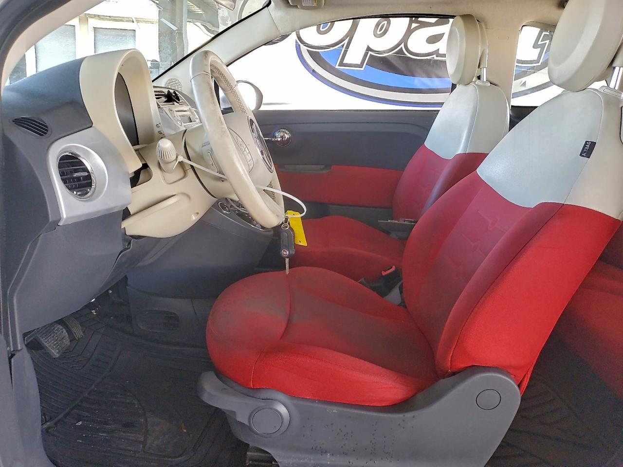 FIAT 500 Pop Image 8