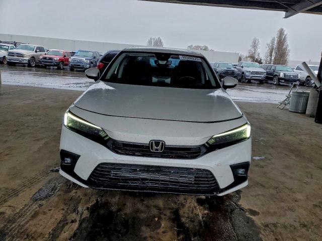 Honda Civic Touring Image 5