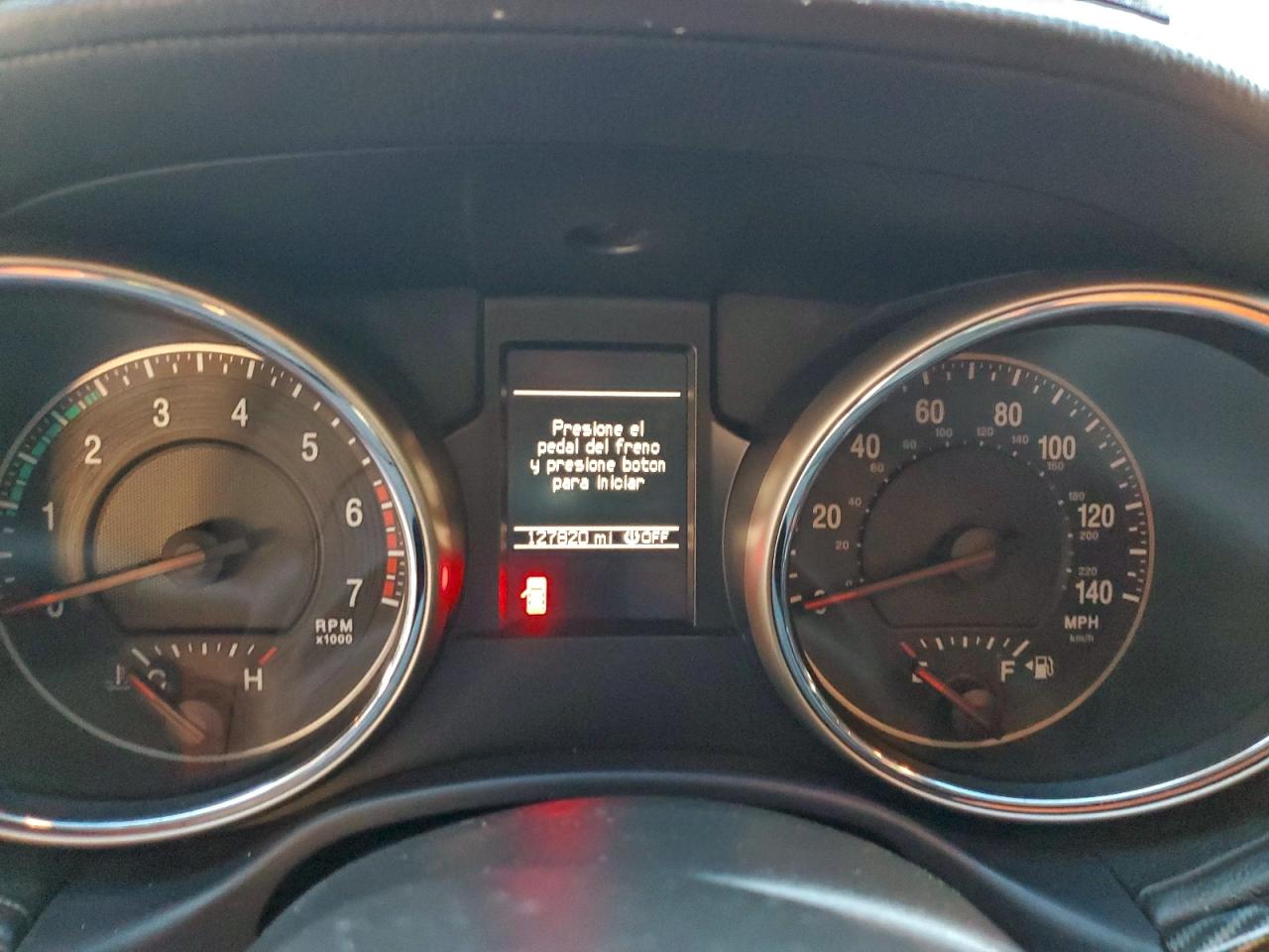 Jeep Grand Cherokee Overland Image 11