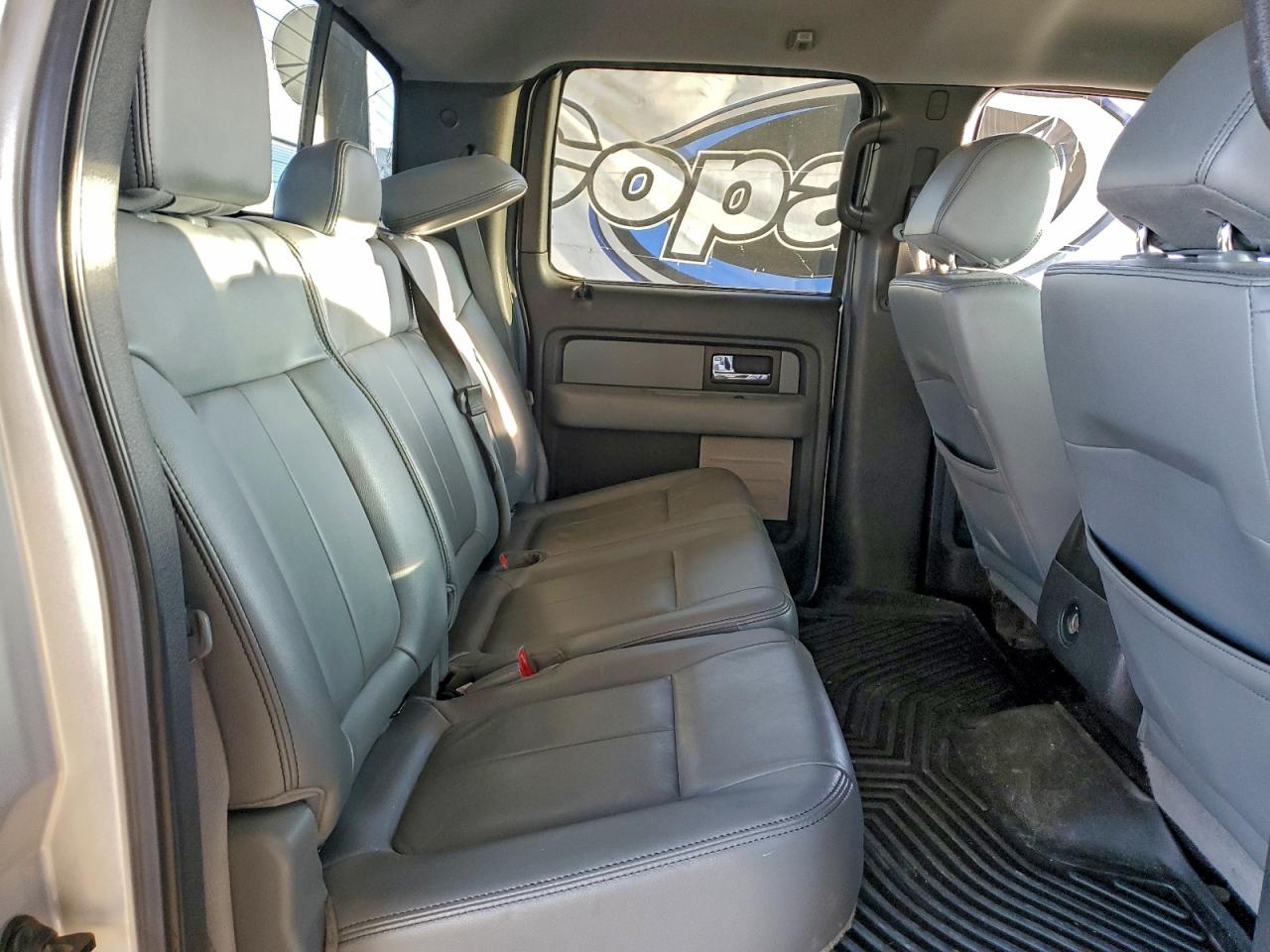 Ford F-150 Supercrew Image 10