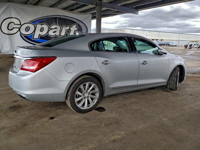 Buick LaCrosse Image 3