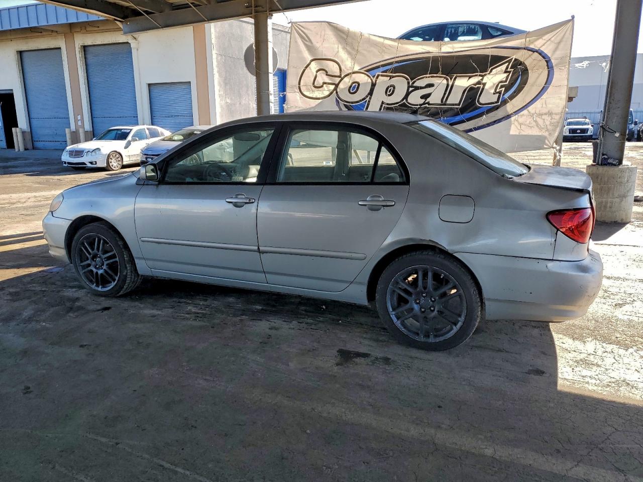 Toyota Corolla Ce Image 2