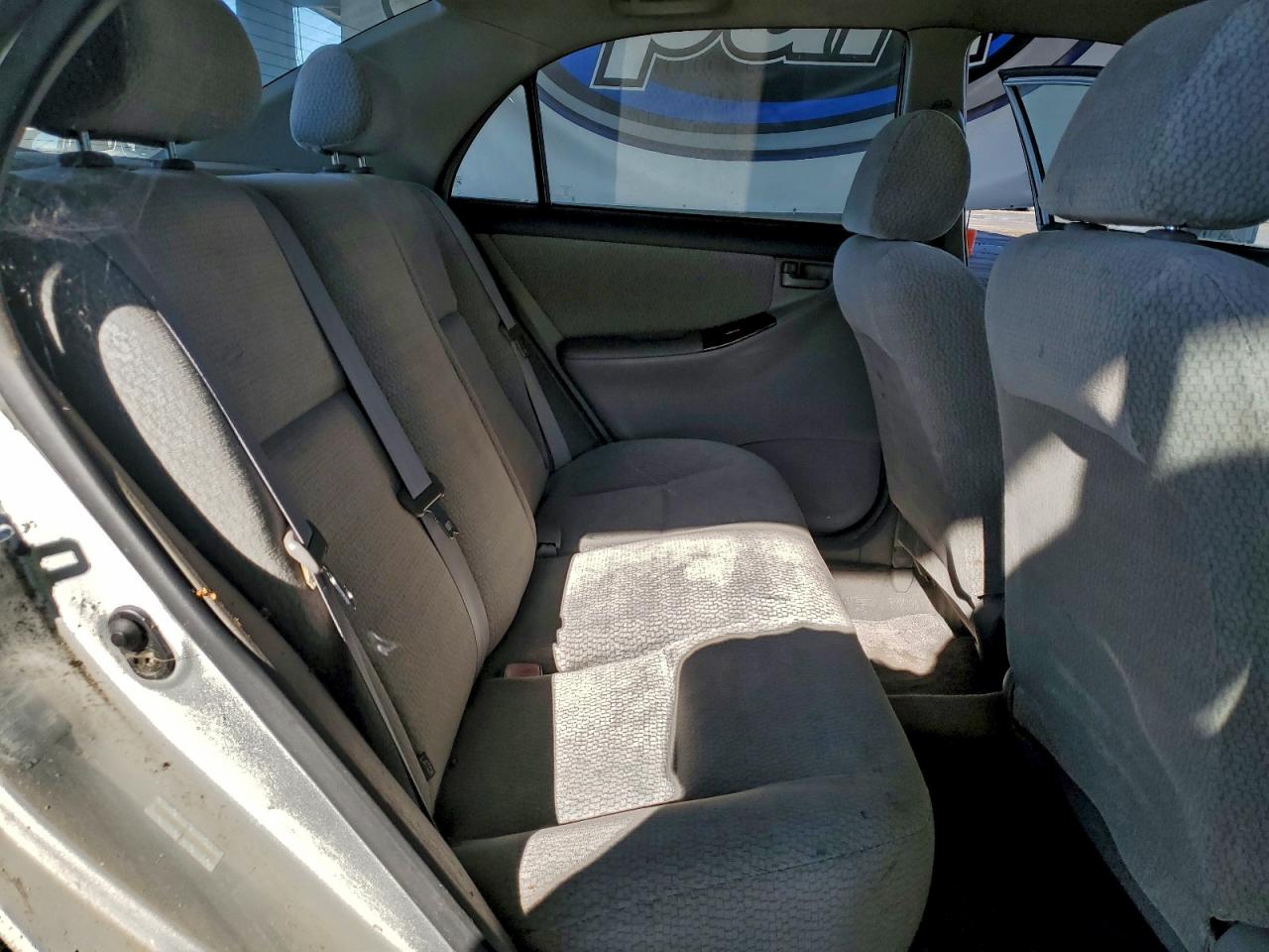 Toyota Corolla Ce Image 7