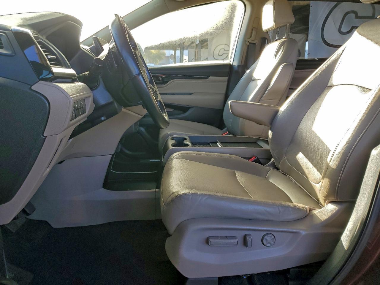 Honda Odyssey Elite Image 11