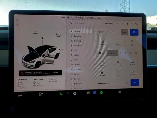 Tesla Model 3 Image 10