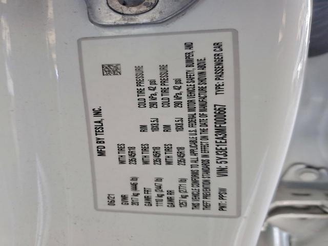 Tesla Model 3 Image 11