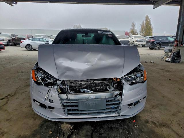 Audi A3 Premium Image 12