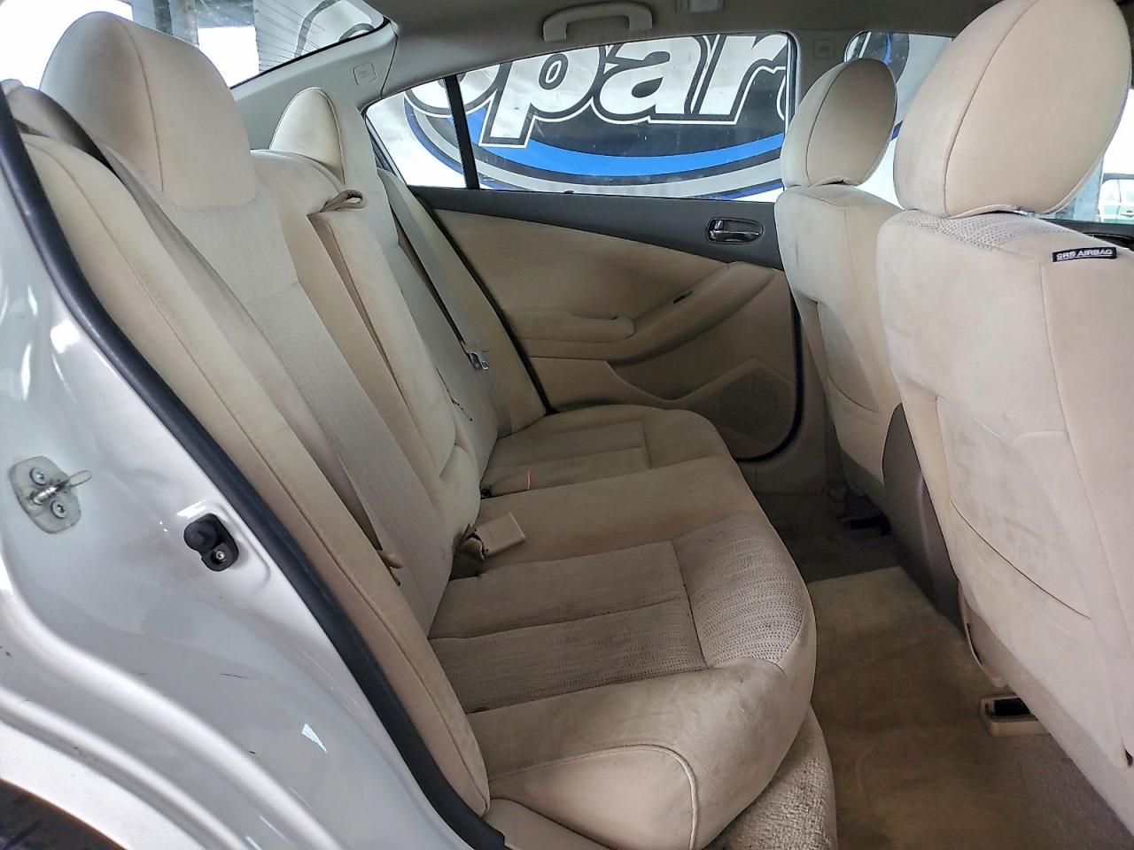 Nissan Altima Base Image 3