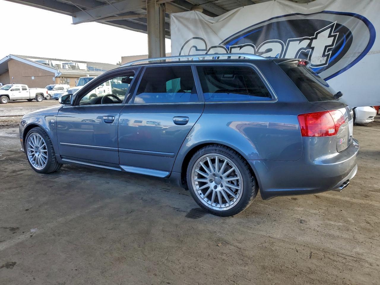 Audi S4 Avant Quattro Image 3