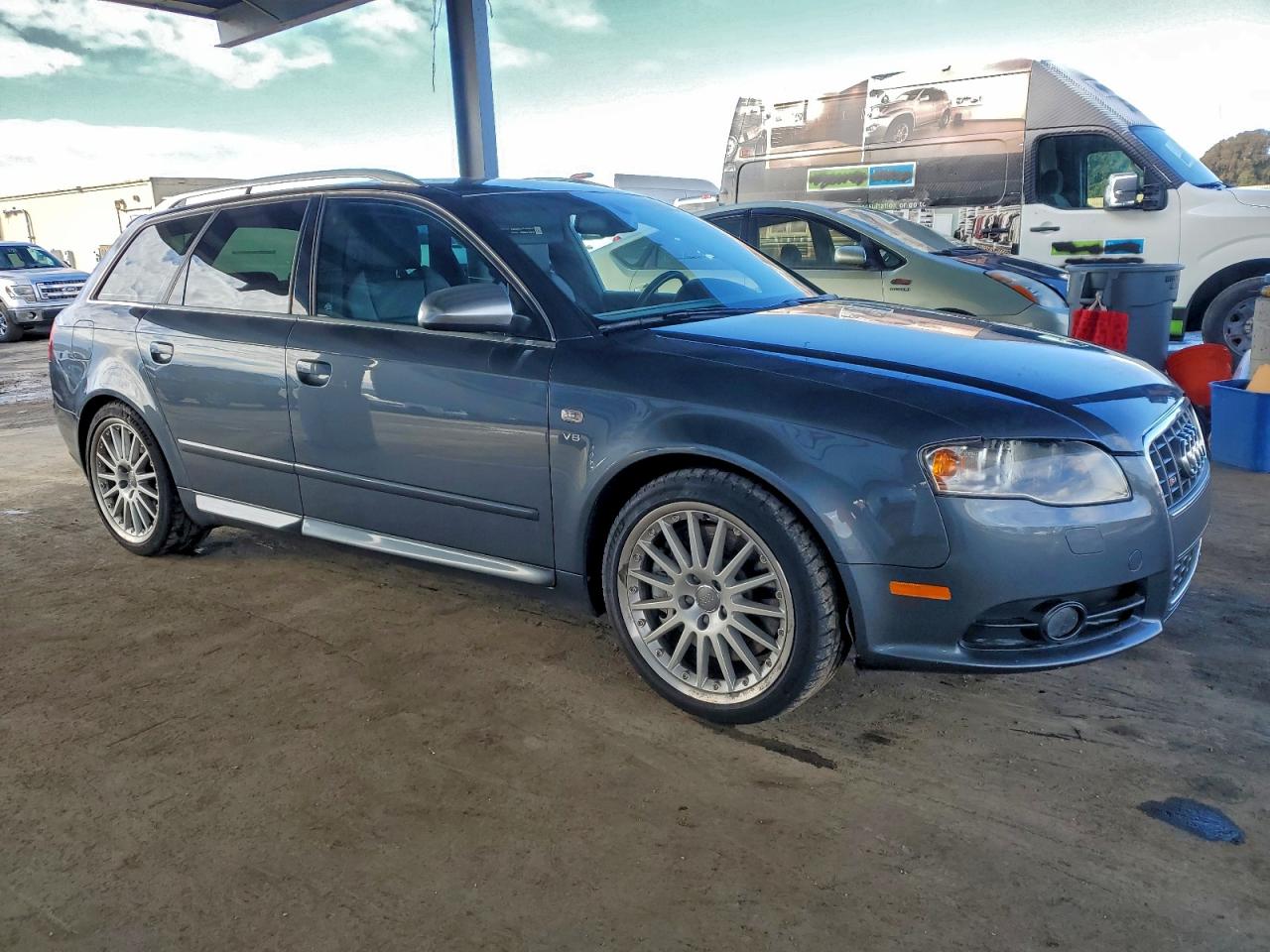 Audi S4 Avant Quattro Image 8