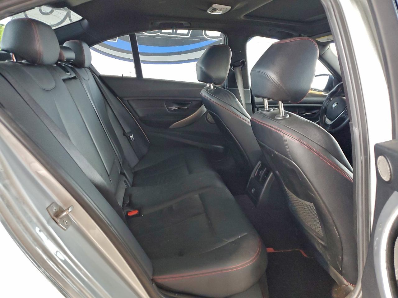 BMW 1 Series Image 8