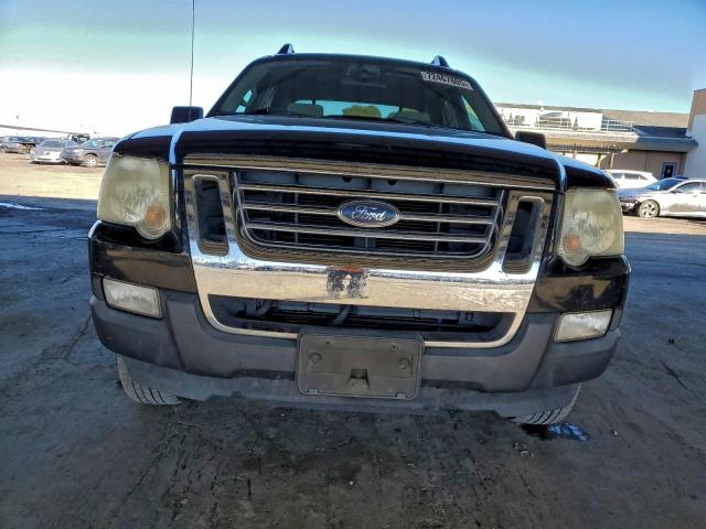 Ford Explorer Xlt Image 11