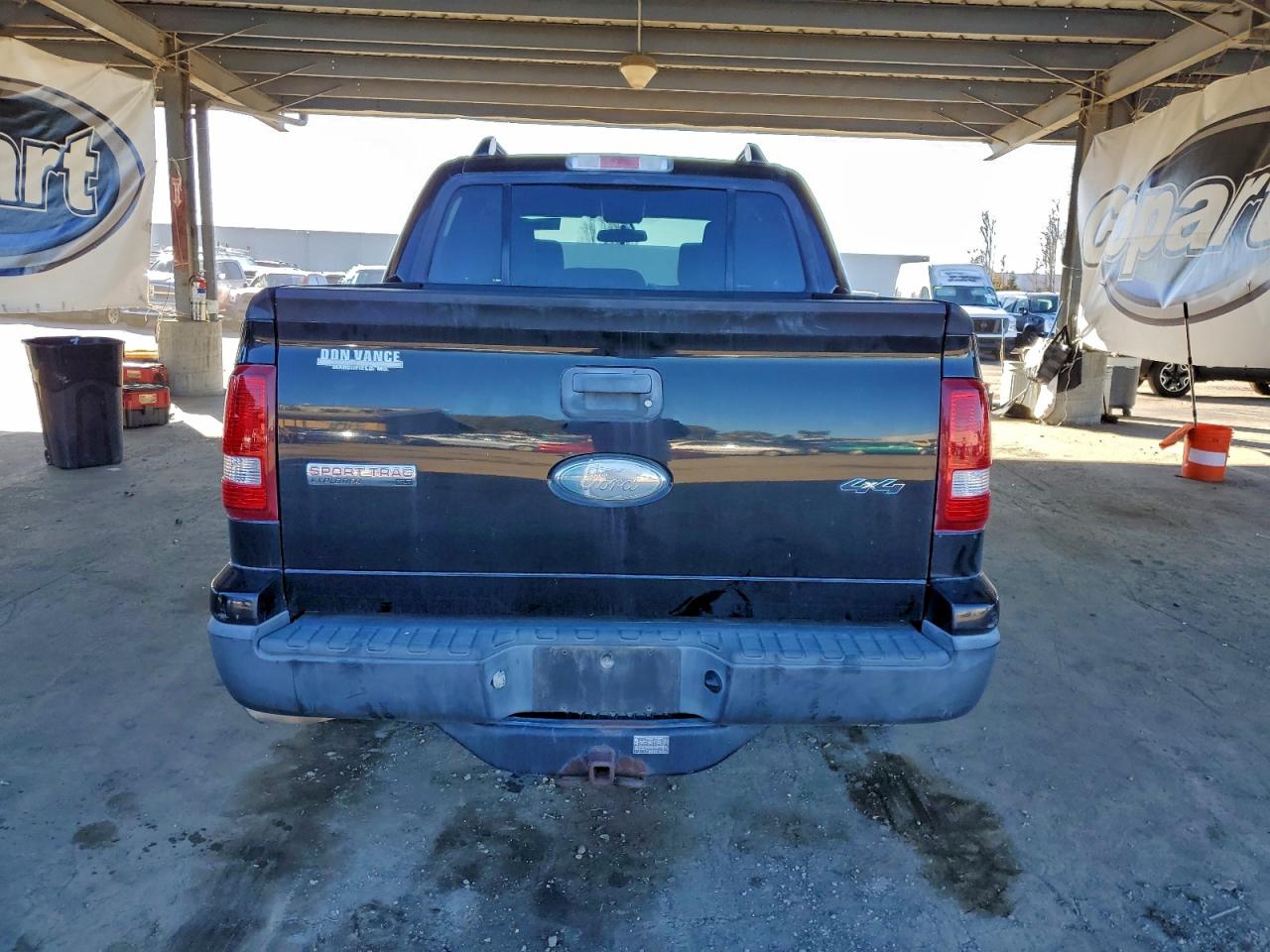 Ford Explorer Xlt Image 12