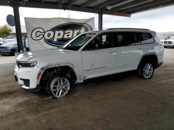 Salvage Jeep Grand Cherokee