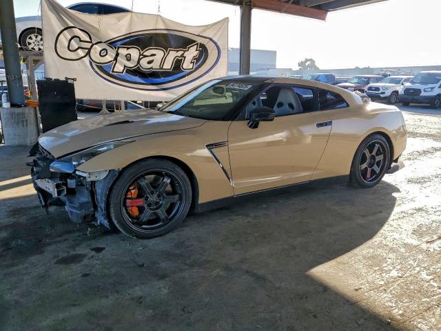  Salvage Nissan Gtr