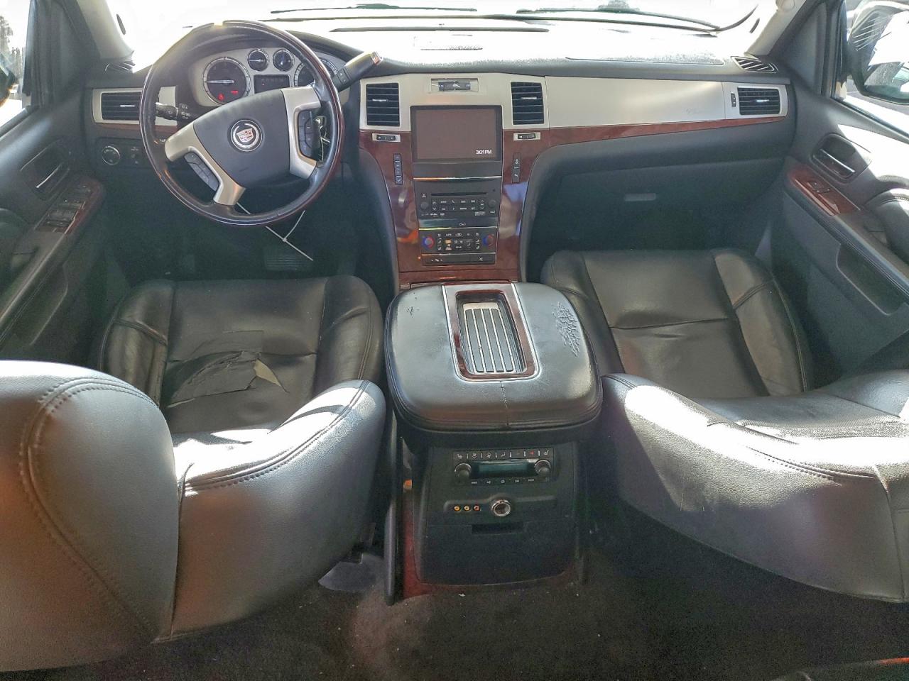 Cadillac Escalade Esv Luxury Image 5