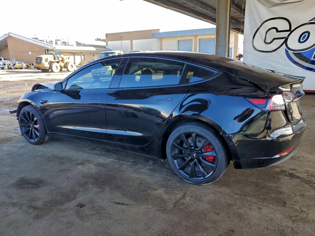 Tesla Model 3 Image 4